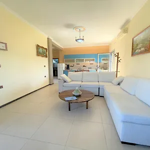 Licenji Appartement Vlorë